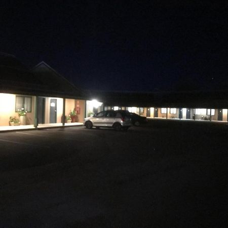 غولبورن The Bakehouse Motel المظهر الخارجي الصورة